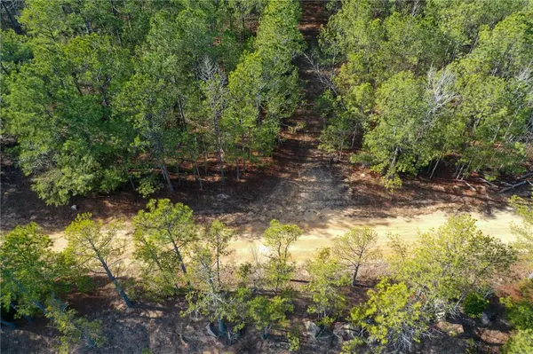 25 Lewis LN, Edgefield, SC 29824