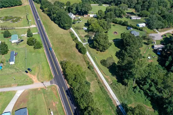 000 West Oak HWY, Townville, SC 29689