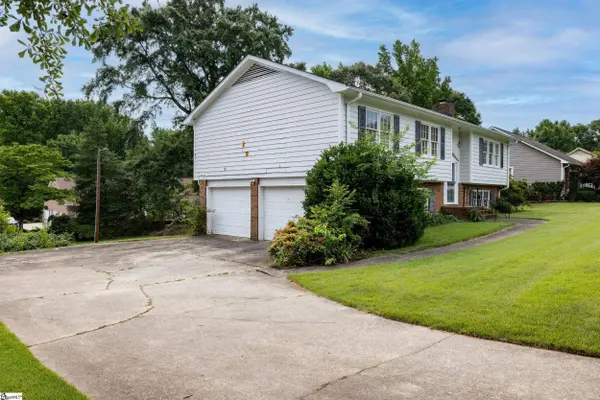 26 Field Stone Place, Greenville, SC 29615