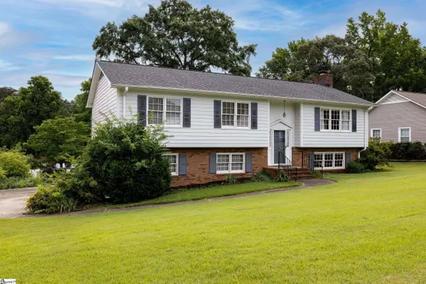 26 Field Stone Place, Greenville, SC 29615