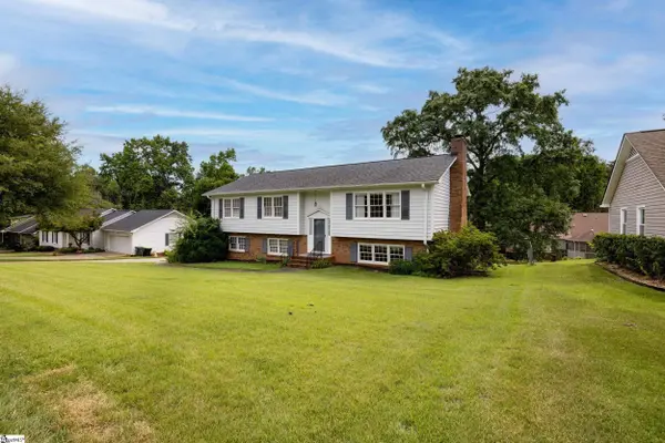 26 Field Stone Place