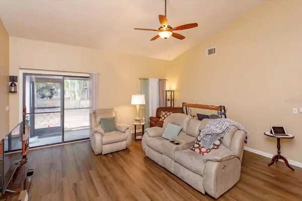 718 WILDWOOD DR, Winter Springs, FL 32708