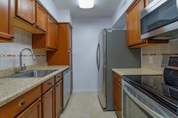 395 WYMORE RD #207, Altamonte Springs, FL 32714