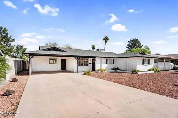 2232 E KAREN Drive, Phoenix, AZ 85022