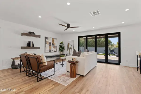 5355 E WALLACE Avenue, Scottsdale, AZ 85254