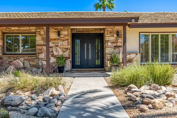28 E WINGED FOOT Road, Phoenix, AZ 85022
