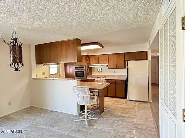 3242 W CHRISTY Drive, Phoenix, AZ 85029