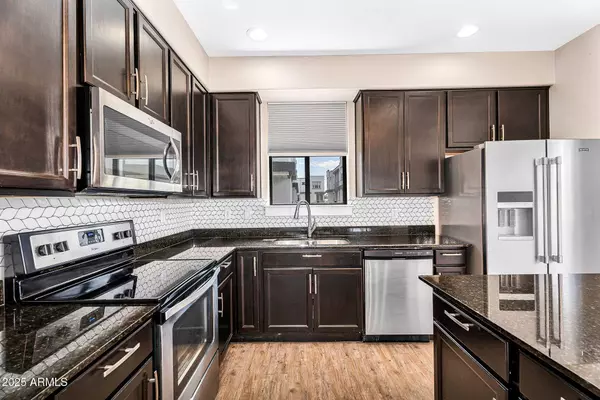 2090 S DORSEY Lane #1037, Tempe, AZ 85282