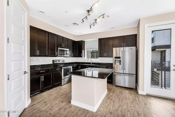 2090 S DORSEY Lane #1037, Tempe, AZ 85282