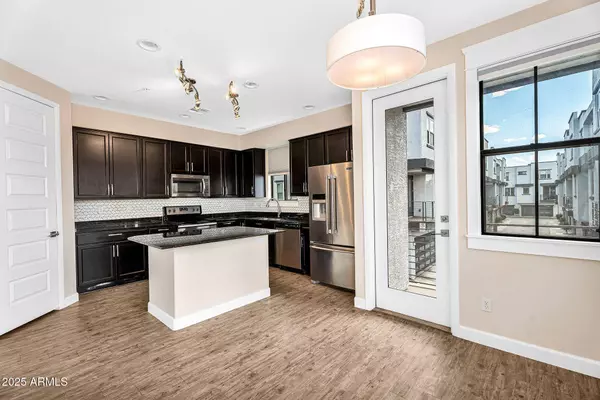 2090 S DORSEY Lane #1037, Tempe, AZ 85282