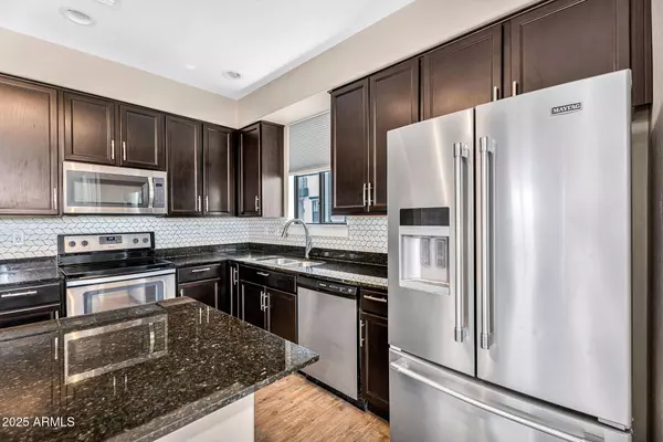 2090 S DORSEY Lane #1037, Tempe, AZ 85282