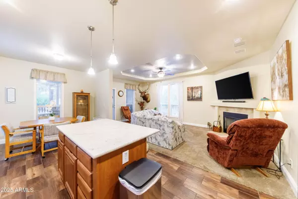 17140 S POCO Place, Munds Park, AZ 86017