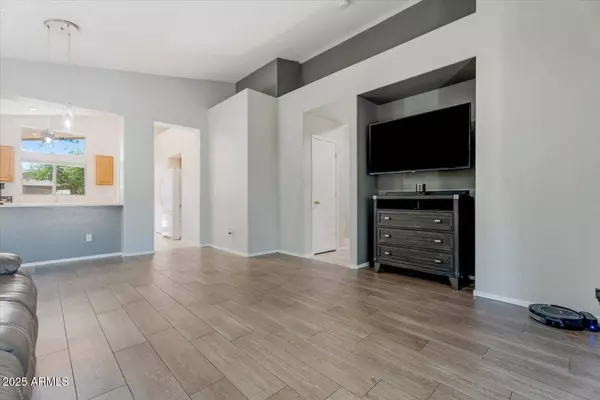 3553 W MORSE Court, Anthem, AZ 85086