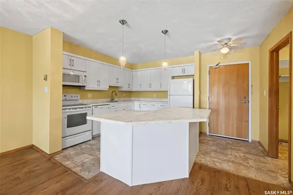 960 Assiniboine AVENUE #329, Regina, SK S4V 2P8