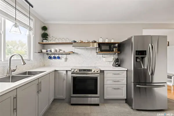 4835 7th AVENUE, Regina, SK S4T 0R8
