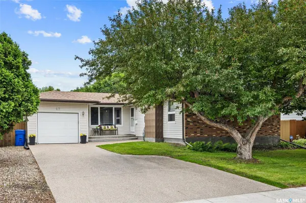 47 Green Meadow ROAD, Regina, SK S4V 0A6