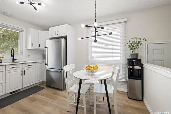 47 Green Meadow ROAD, Regina, SK S4V 0A6