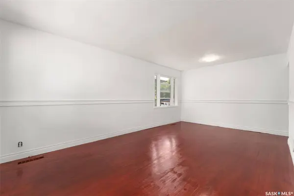 1300 Aberdeen STREET, Regina, SK S4T 5K2