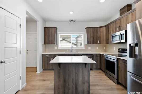 5116 Primrose Green DRIVE E, Regina, SK S4V 3S5