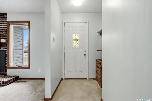 65 McCaul CRESCENT, Regina, SK S4R 3X3