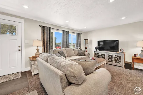 1558 N 400 W, Sunset, UT 84015