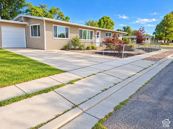 1558 N 400 W, Sunset, UT 84015