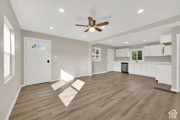 560 W 5000 S, Washington Terrace, UT 84405