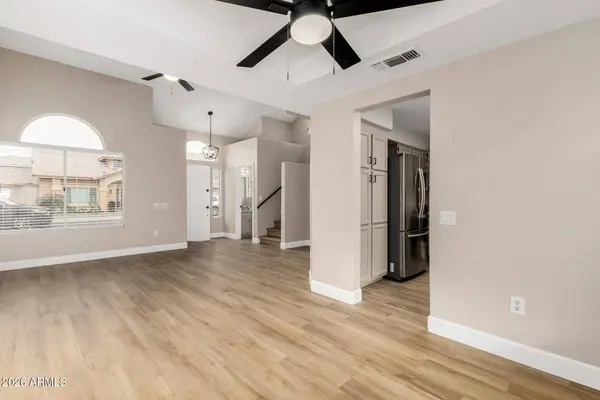 1445 E COUNTRYWALK Lane, Chandler, AZ 85225