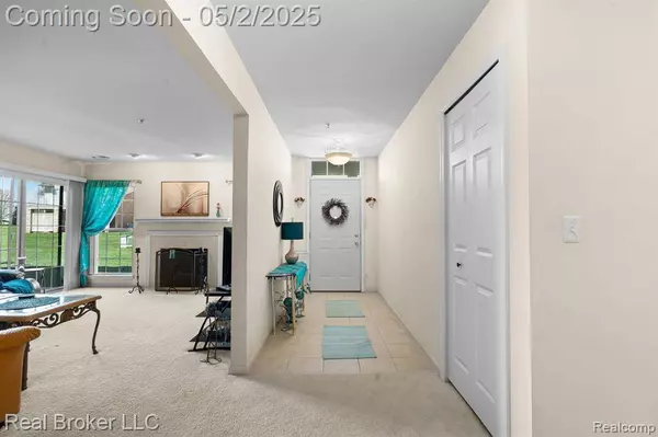 52140 NAUGATUCK Drive, Macomb Twp, MI 48042