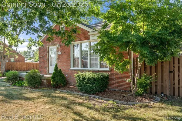 13380 Netherwood Street, Southgate, MI 48195