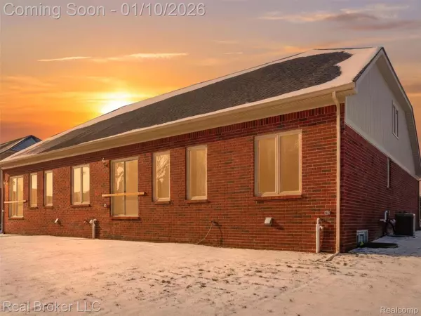 47136 Rosevillage CT, Shelby Twp, MI 48315