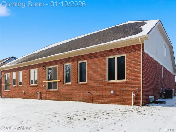 47124 Rosevillage CT, Shelby Twp, MI 48315