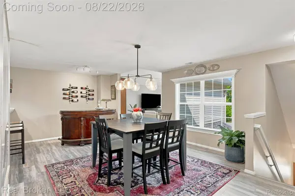 55407 Ambassador CT, Shelby Charter Township, MI 48316