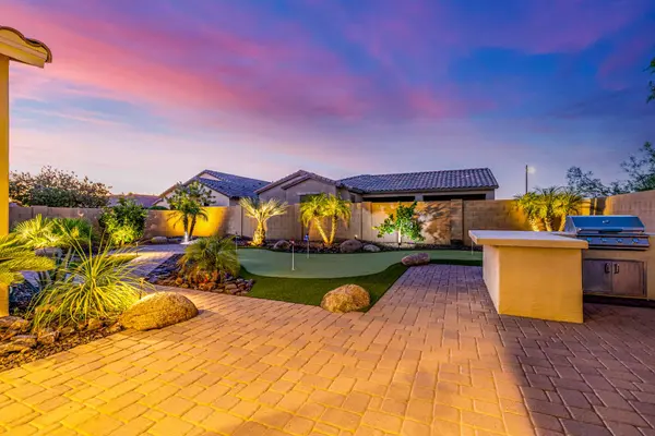 10308 E Thistle Ave, Mesa, AZ 85212-8618