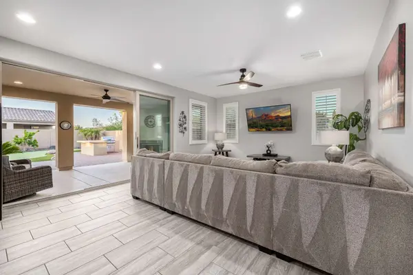 10308 E Thistle Ave, Mesa, AZ 85212-8618