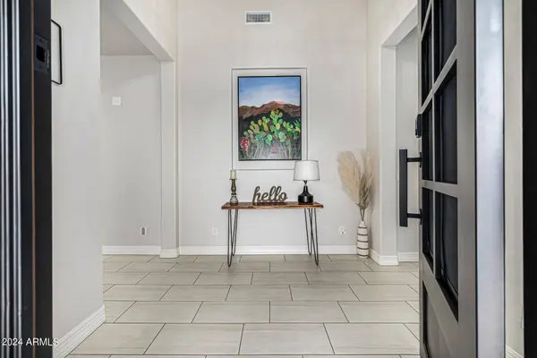 10210 E THORNTON Avenue, Mesa, AZ 85212