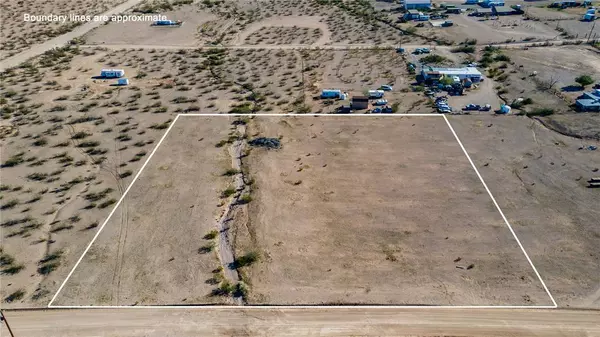 TBD S Drake RD, Golden Valley, AZ 86413