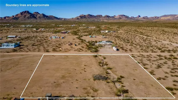 TBD S Drake RD, Golden Valley, AZ 86413