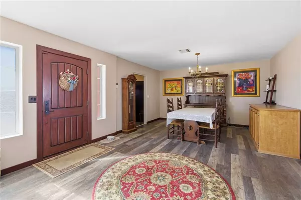 5713 W Crystal DR, Golden Valley, AZ 86413