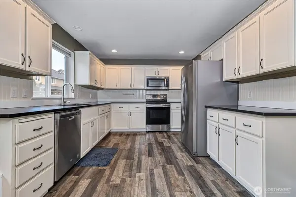 7027 Bailey ST SE, Lacey, WA 98513