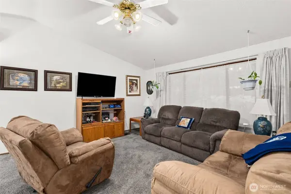 3133 78th AVE SE, Olympia, WA 98501