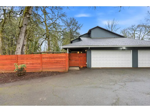 3102 NE ROYAL OAKS DR, Vancouver, WA 98662