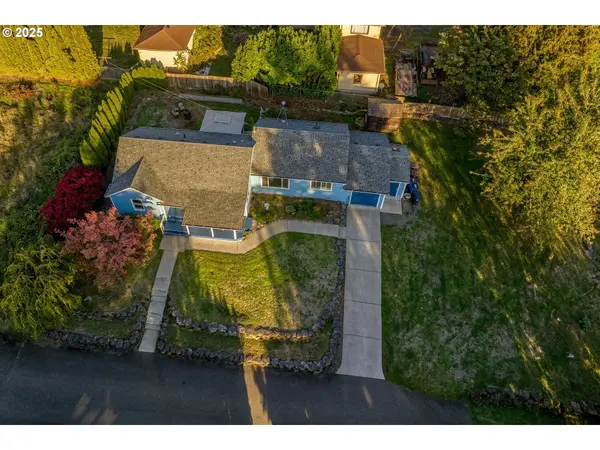 4202 NE EVERETT CT, Camas, WA 98607