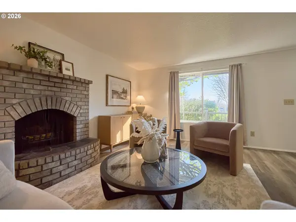 214 NE 158th Ave, Vancouver, WA 98684