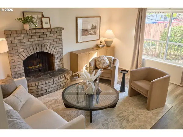 214 NE 158th Ave, Vancouver, WA 98684