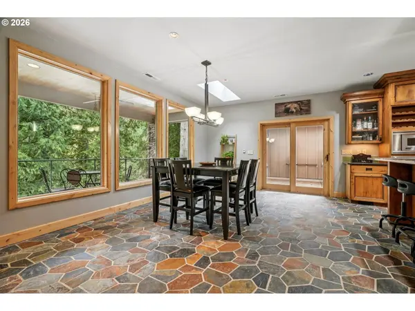 12692 WASHOUGAL RIVER RD, Washougal, WA 98671