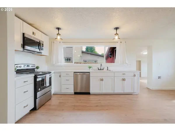 105 NE 94TH AVE, Vancouver, WA 98664