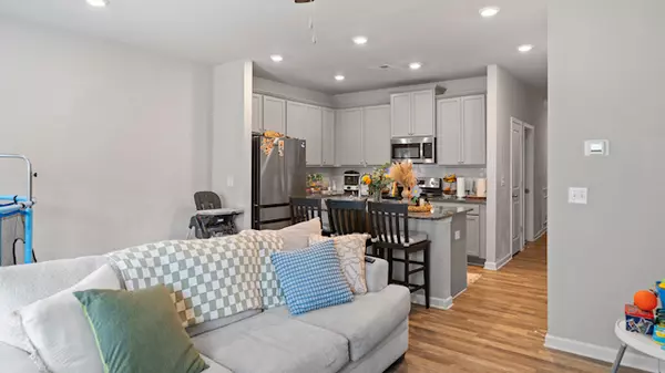 Atlanta, GA 30315-7563,585 McWilliams Rd SE #903