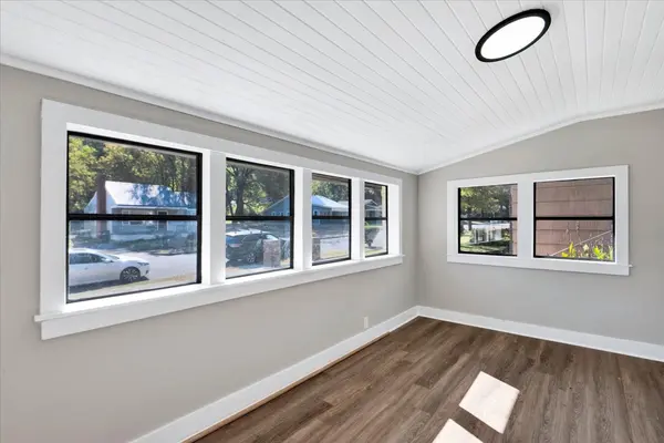 6712 2nd Ave S, Birmingham, AL 35212-1718