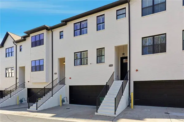 8005 Linfield WAY, Atlanta, GA 30350